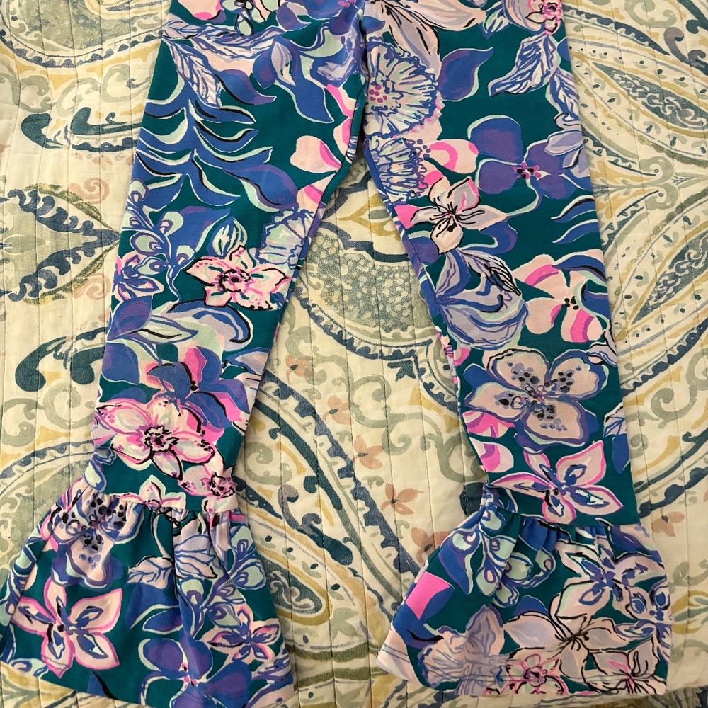 Lily Pulitzer flare leg leggings